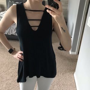 American Eagle ‘rib’ v neck cage tank top